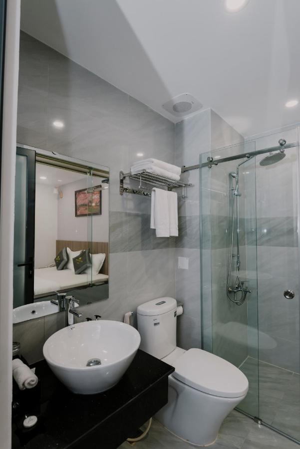 รอยัล ปาล์ม โฮเต็ล Hotel ตวีฮหว่า ภายนอก รูปภาพ