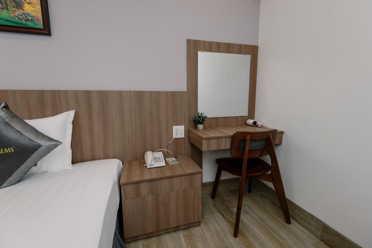 รอยัล ปาล์ม โฮเต็ล Hotel ตวีฮหว่า ภายนอก รูปภาพ