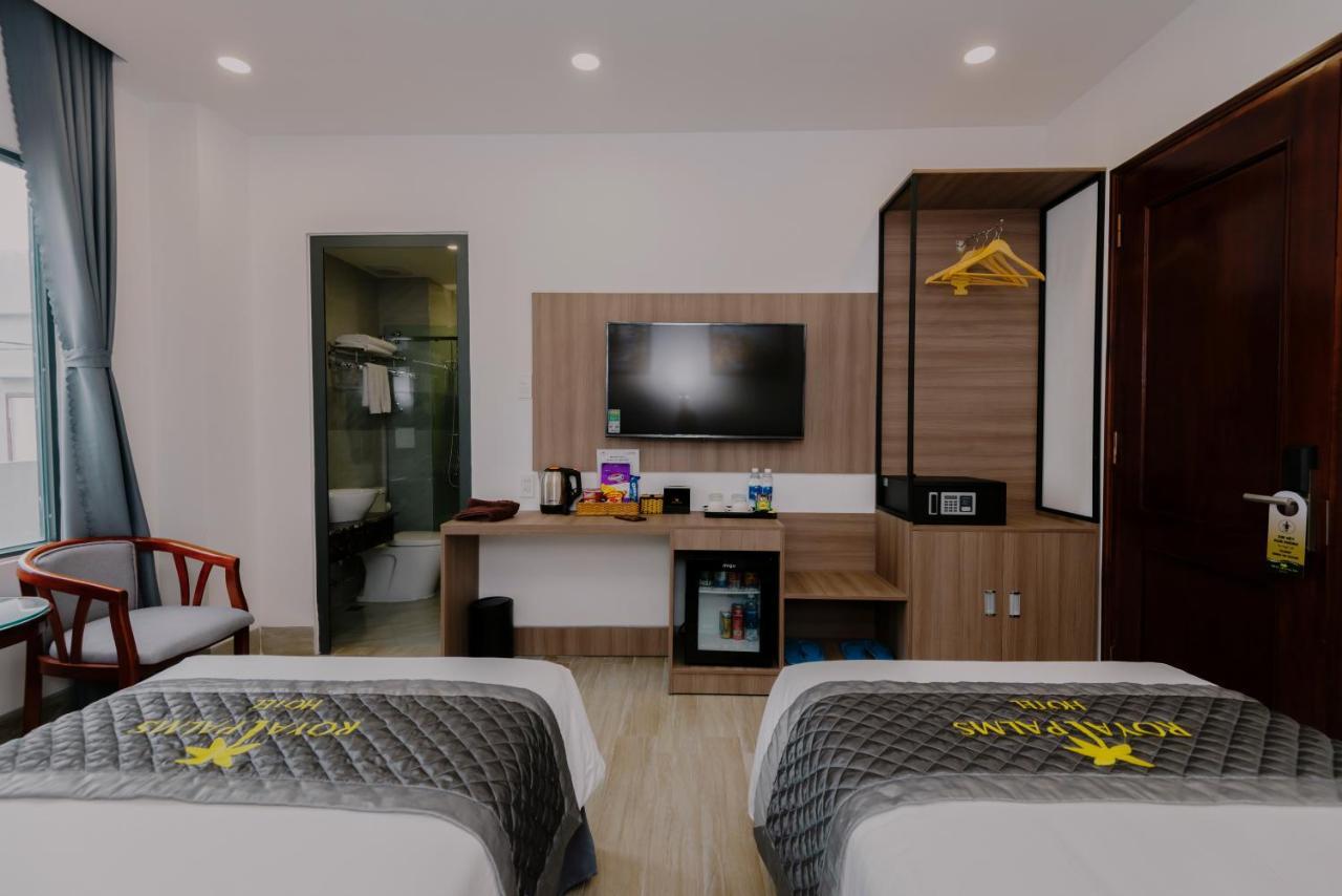 รอยัล ปาล์ม โฮเต็ล Hotel ตวีฮหว่า ภายนอก รูปภาพ