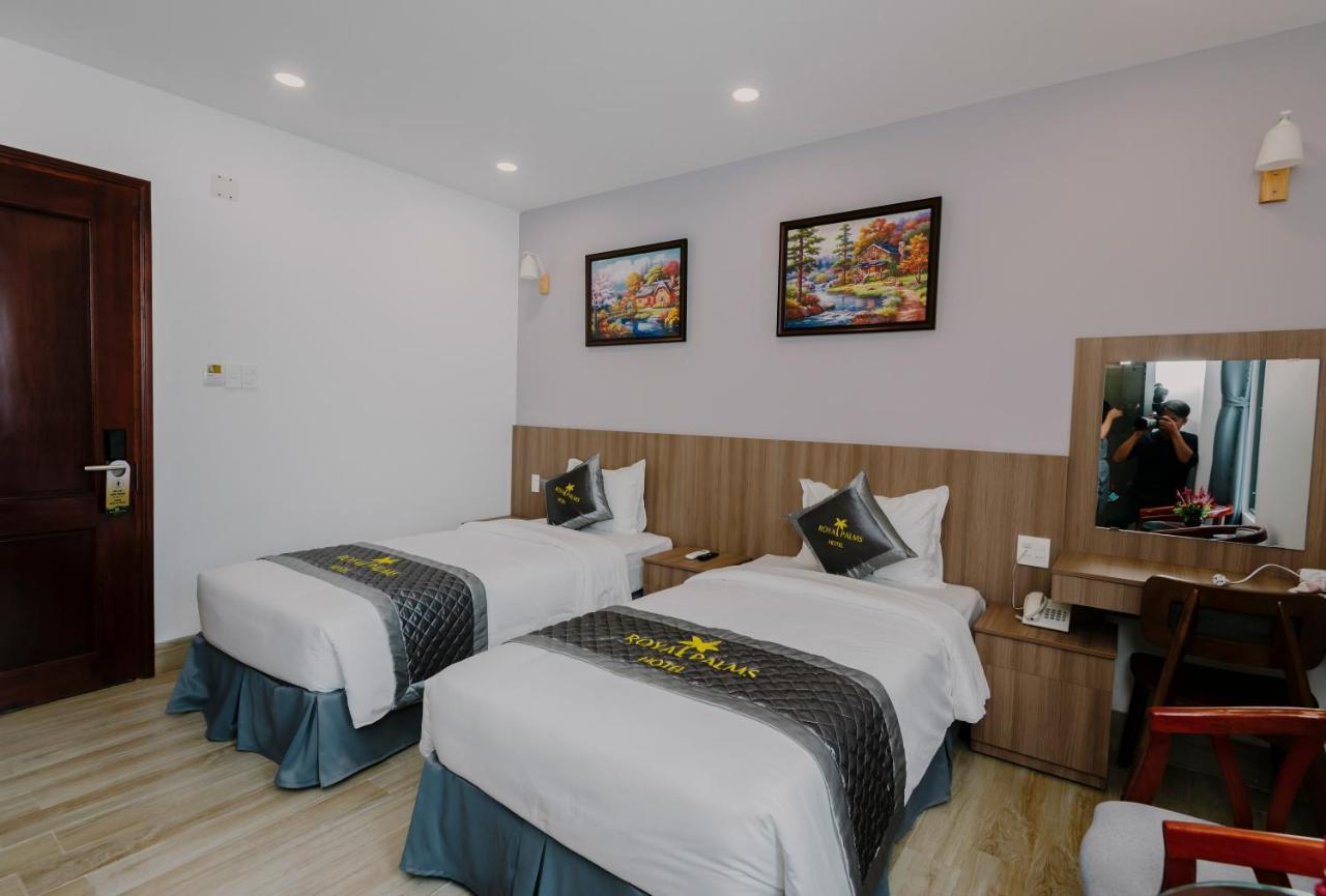 รอยัล ปาล์ม โฮเต็ล Hotel ตวีฮหว่า ภายนอก รูปภาพ